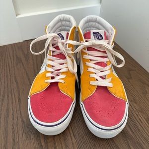 Women’s High Top Van’s